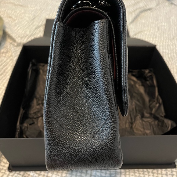 Chanel caviar jumbo flap shw - Picture 6 of 9